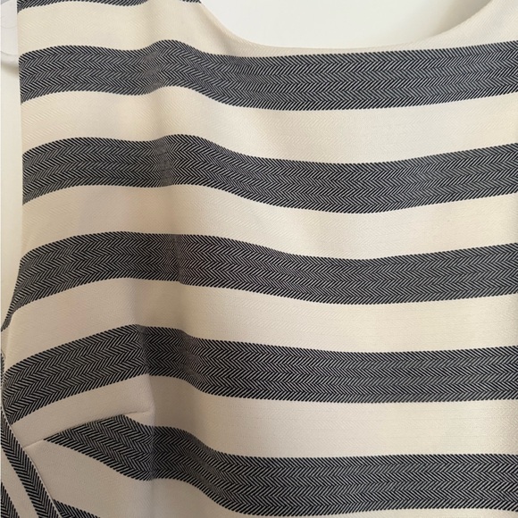 Sandra Darren White and Gray Sheath Midi Dress - Picture 2 of 3